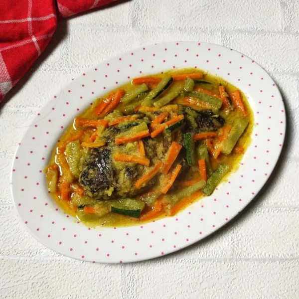 Ikan Mujair Masak Acar Kuning