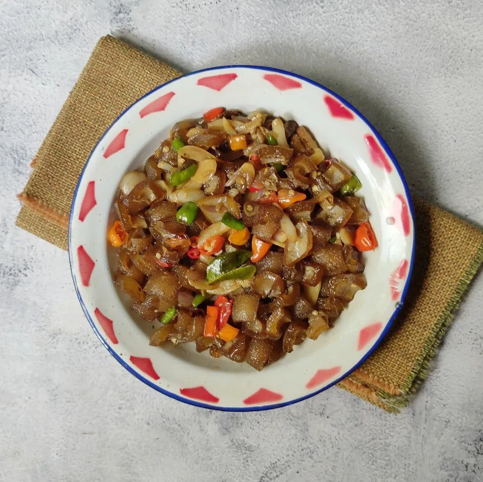 Tumis Kikil Pedas