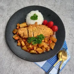 Ayam Katsu Saus Rendang