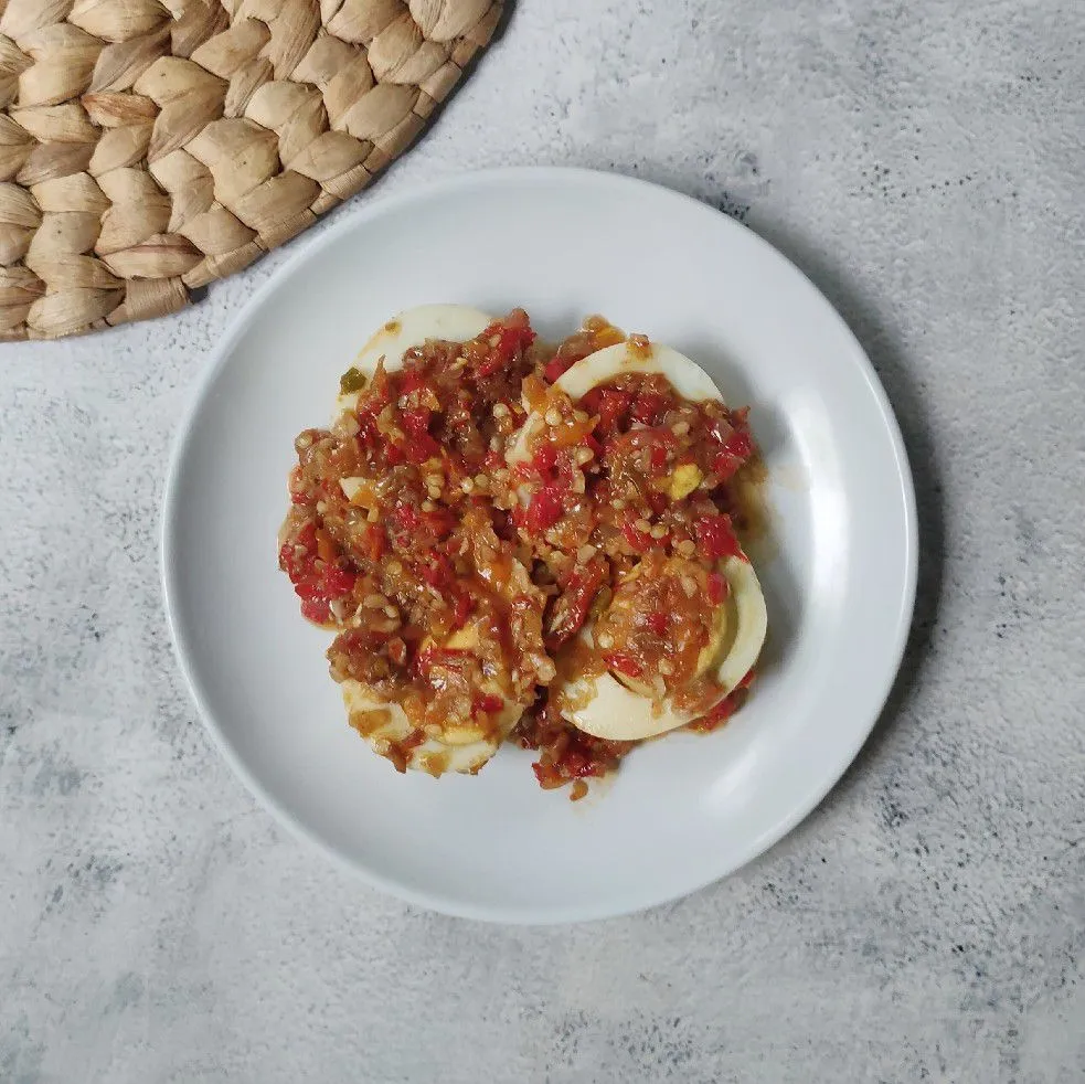 Telur Rebus Sambal Belacan