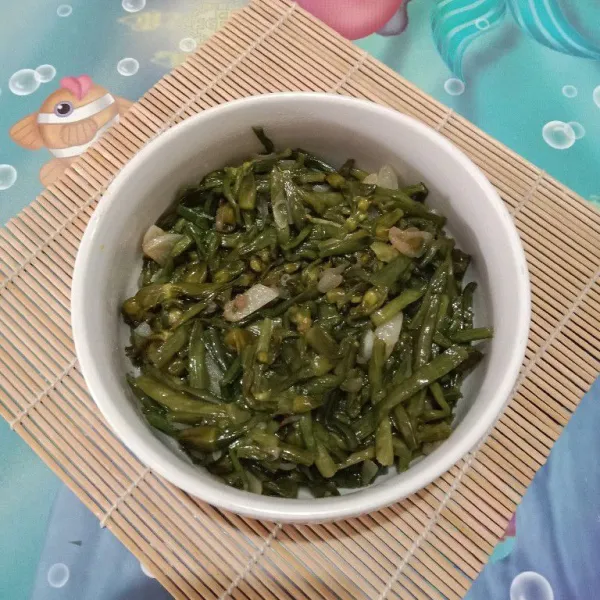 Masak hingga bumbu meresap dan matang. Siap disajikan