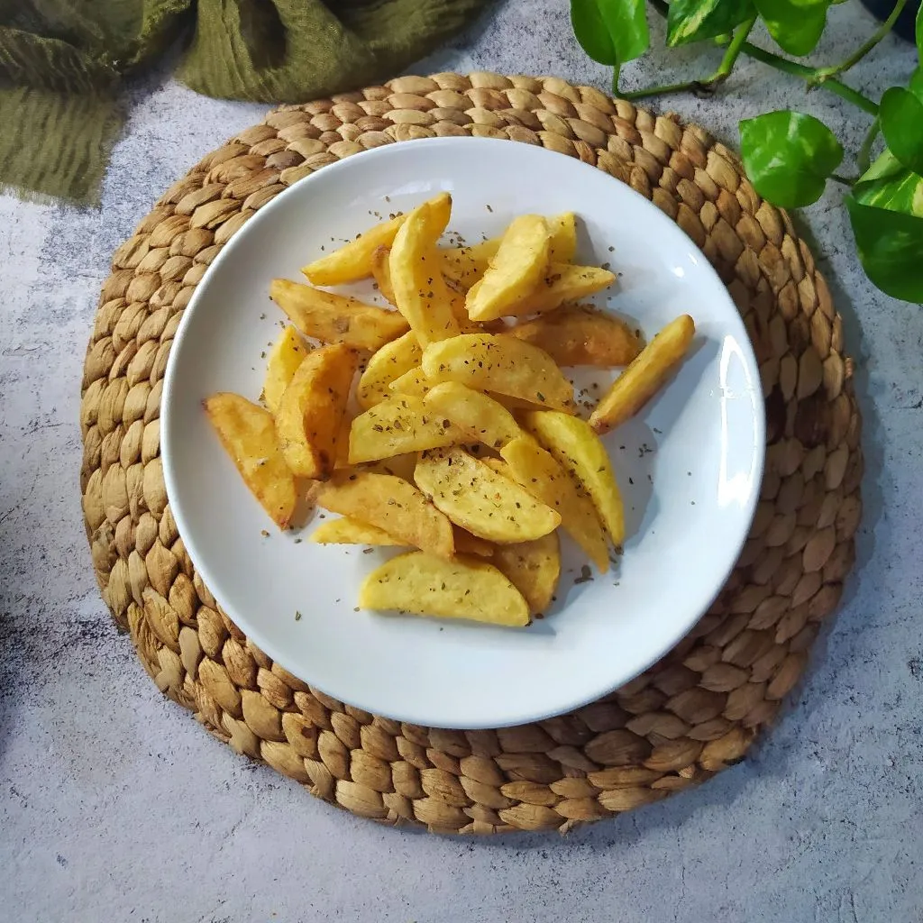 Fried Potato Wedges