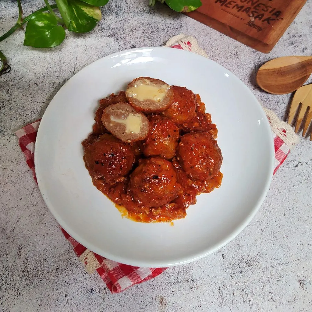 Melted Meatball Bolognese