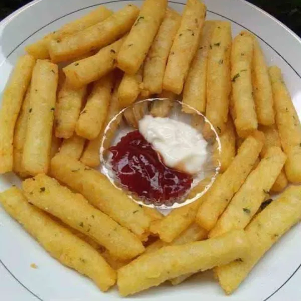 Sajikan dengan sambal cocol
