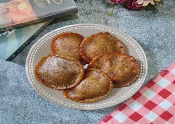 Kue Cucur Gula Merah