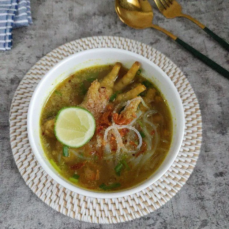 Soto Ceker Kuning