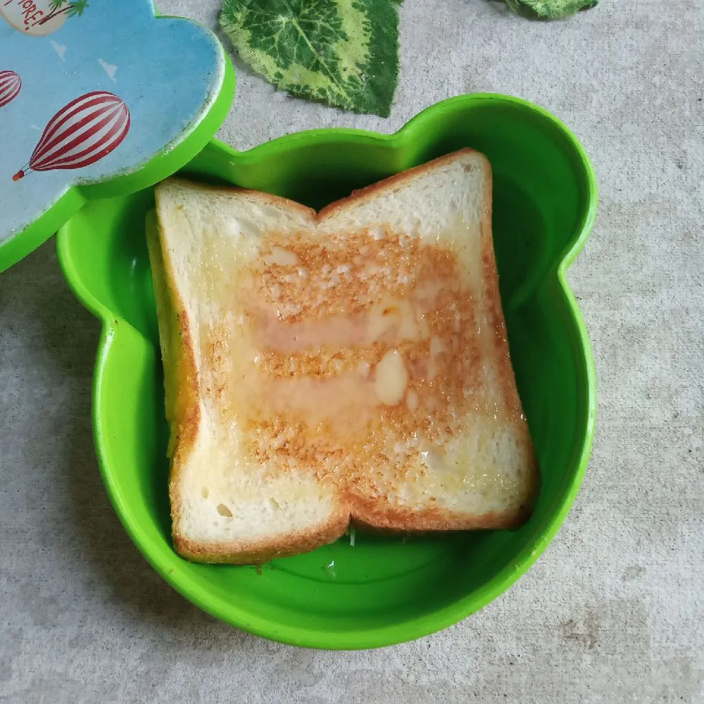 Roti Bakar Keju Susu