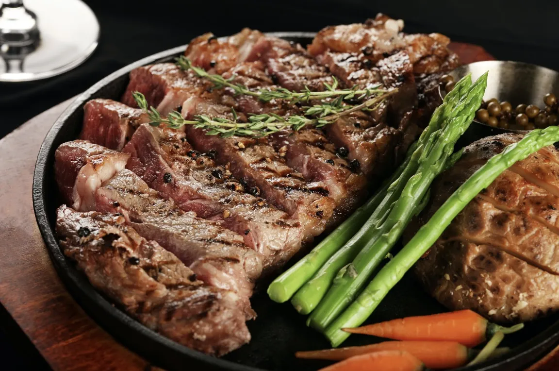 5 Tingkat Kematangan Daging Steak