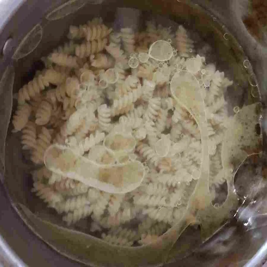 Resep Fusilli Bolognese Enak dari Chef Yummy