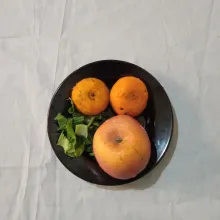 Cuci bersih buah dan sayur.