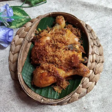 Ayam Lengkuas Gurih