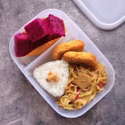 Mie Goreng Bekal Sekolah