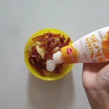 Tambahkan saus keju dan sajikan.