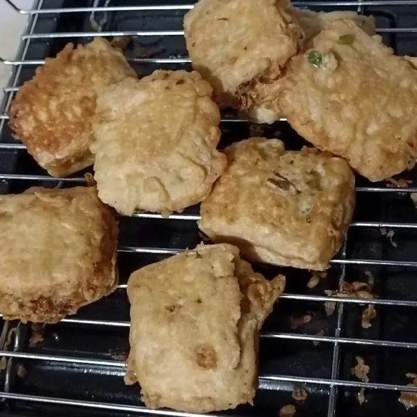 Angkat dan tiriskan.