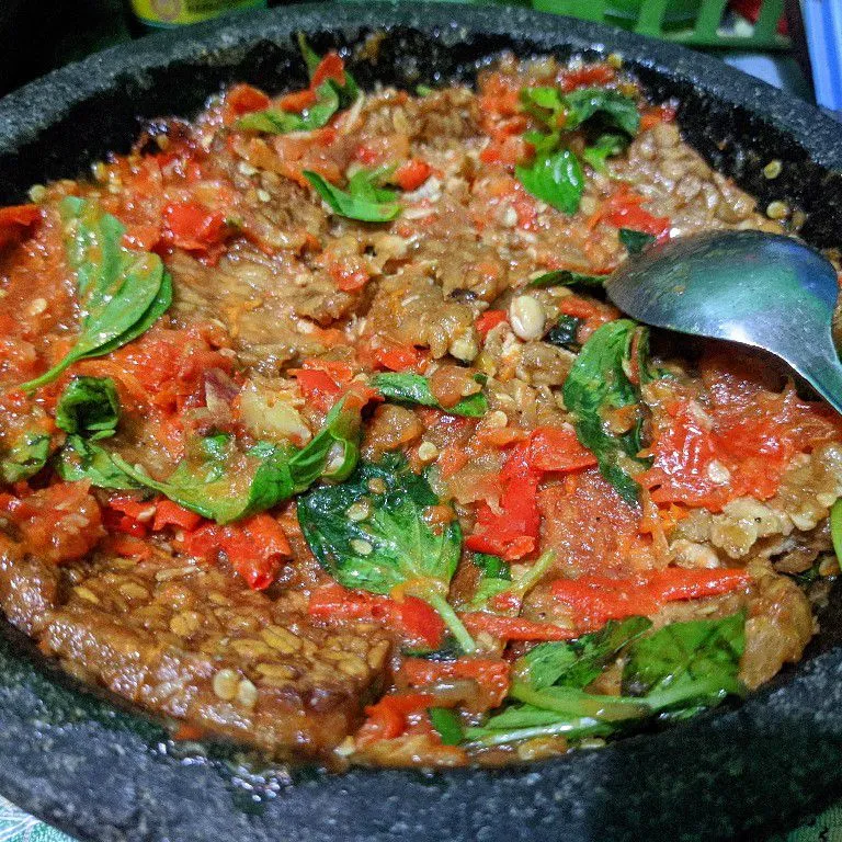 Tempe Penyet/Pecek Sambal Kemangi