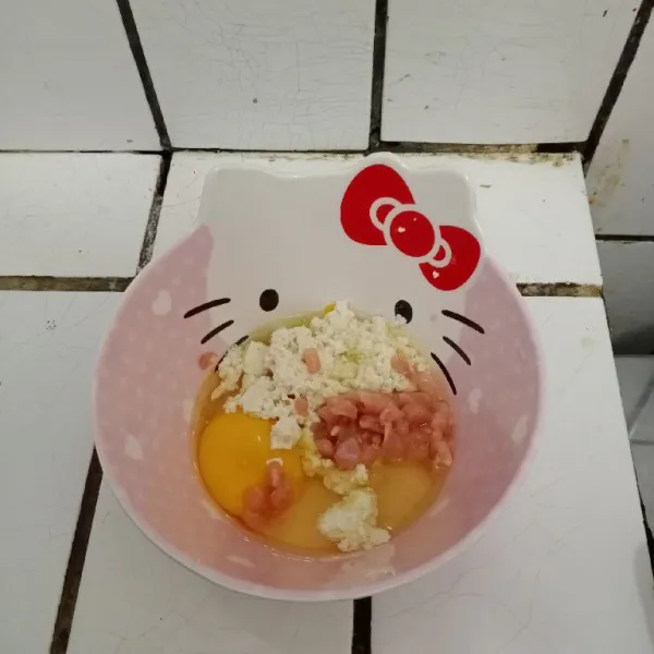 Masukkan tofu dan ayam.