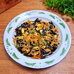 Tumis Jamur Kuping Taoge