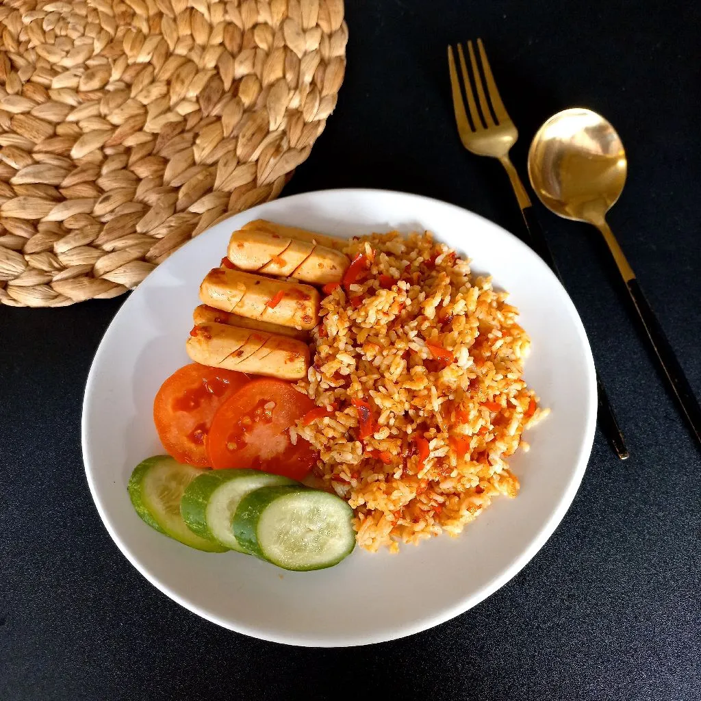 Nasi Goreng Pedas Sosis Mini