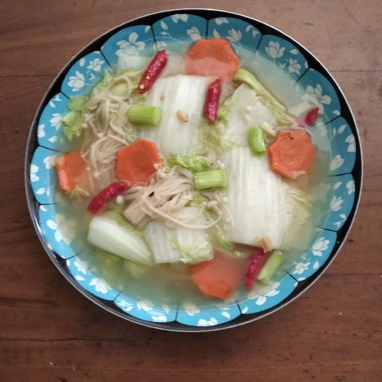 Sup Sawi Putih Jamur Enoki