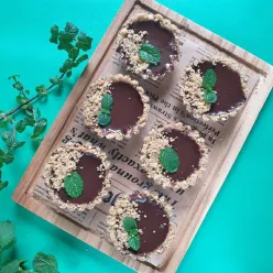 Chocolate Pie (NO BAKE)