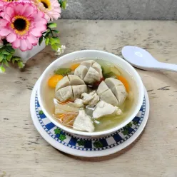 Sop Ayam Bakso Sapi