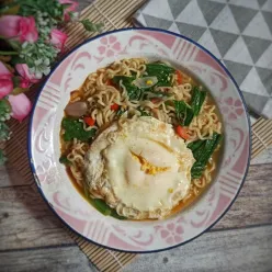 Mie Rebus Bumbu Kari
