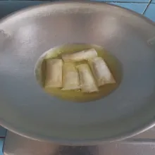 Goreng hingga matang dan ke coklatan.