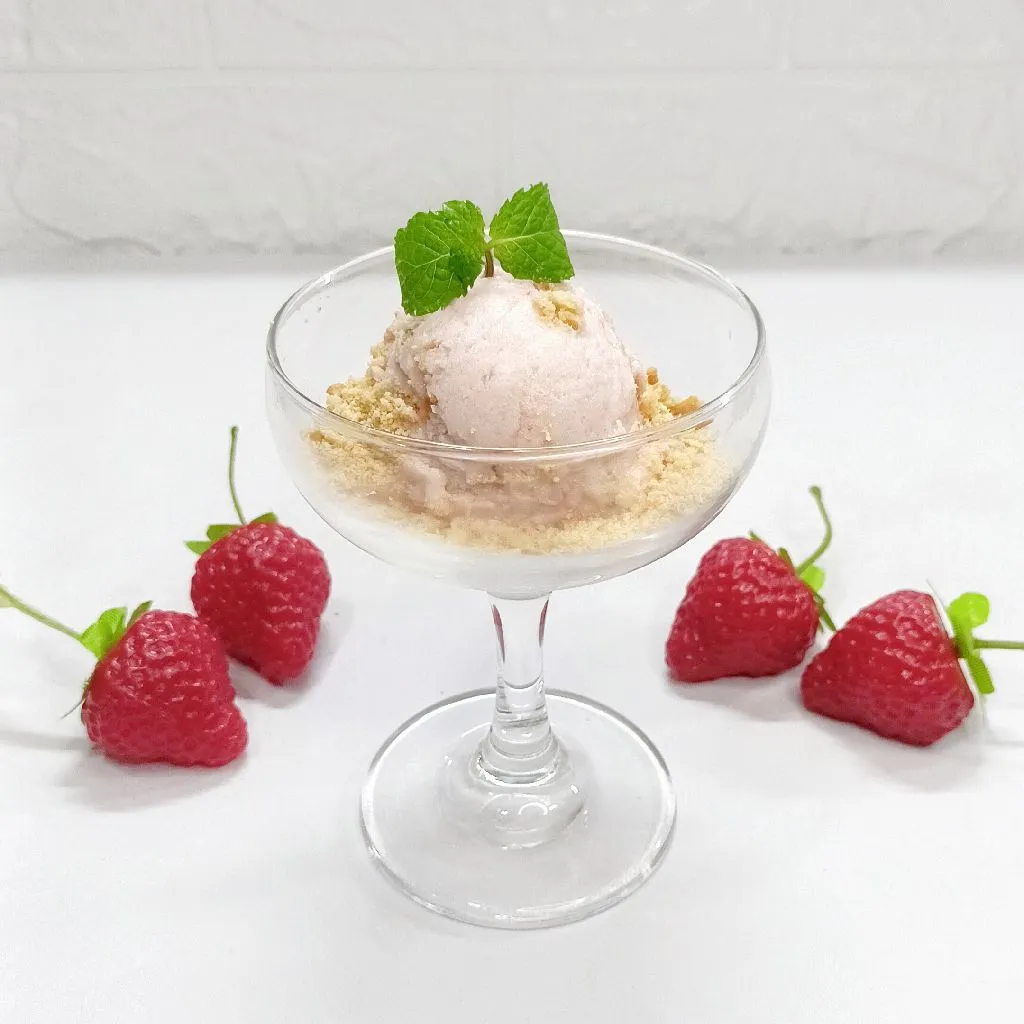 Strawberry Biscuit Ice Cream