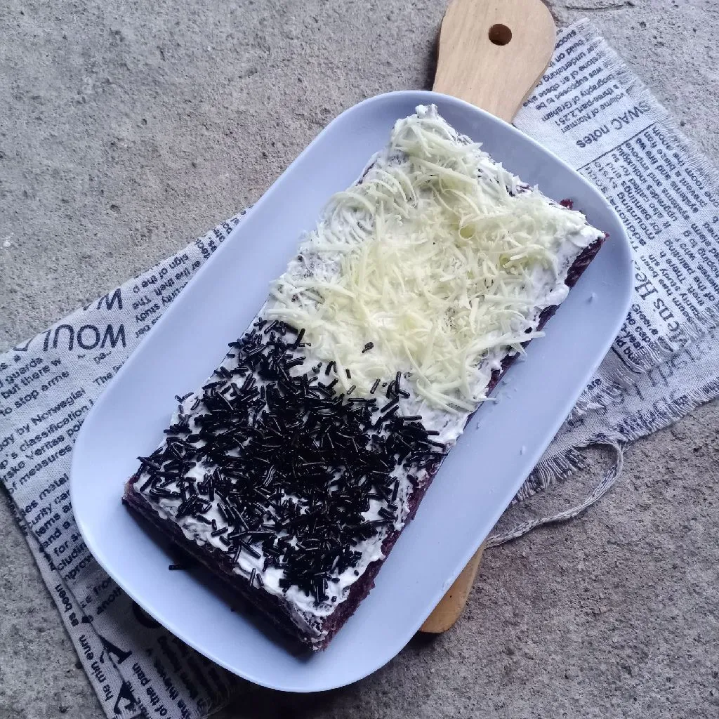 Brownies Kukus Putih Telur