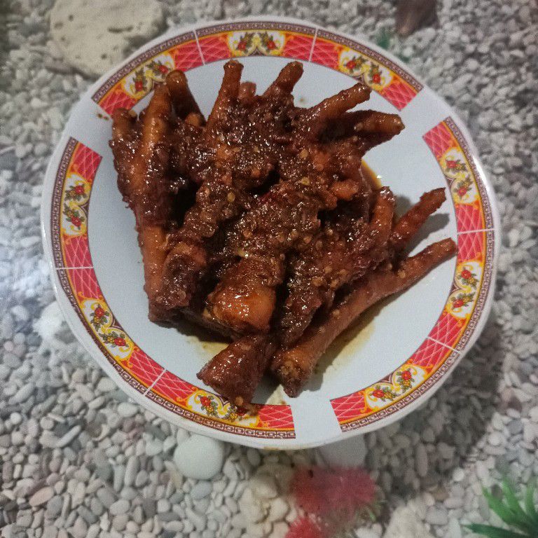 Proses memasak ceker pedas sederhana