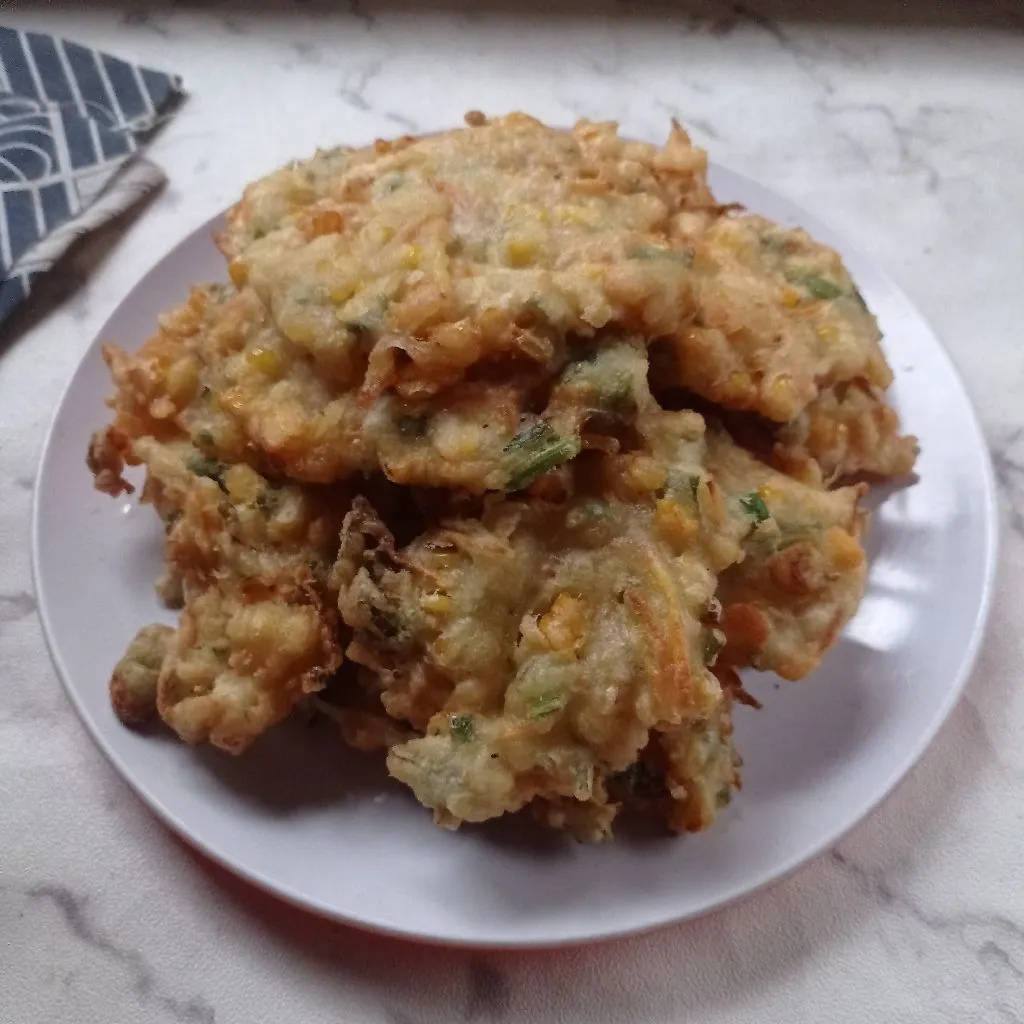 Bahan-bahan yang dibutuhkan untuk membuat bakwan jagung