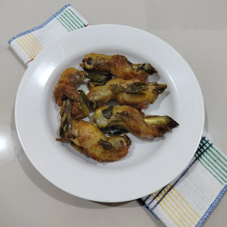 Ayam Goreng Daun Jeruk