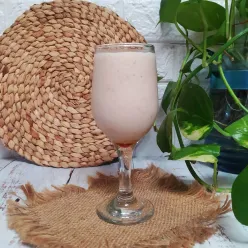 Smoothies Nanas Pisang Yogurt