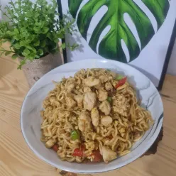 Mie Goreng Dada Ayam