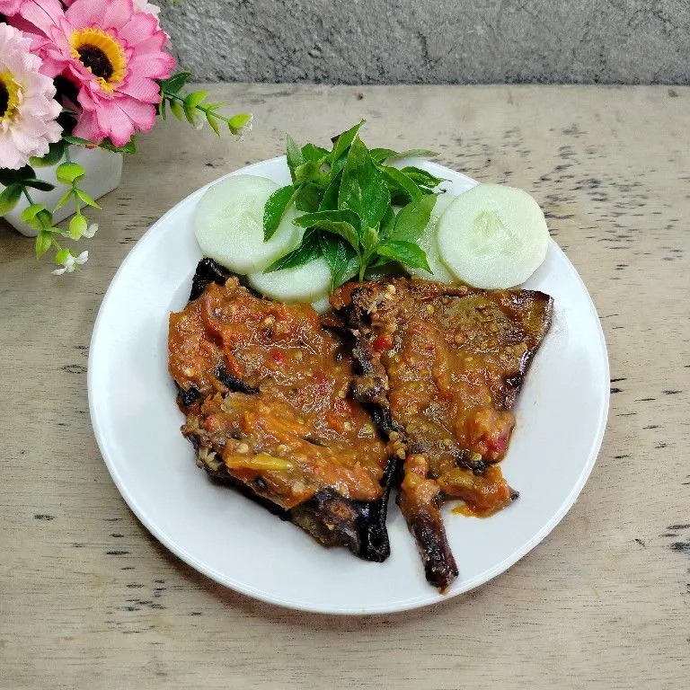 Penyet Ikan Pe Sambal Terasi