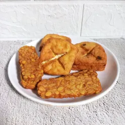 Tahu Tempe Ungkep Bumbu Kunyit
