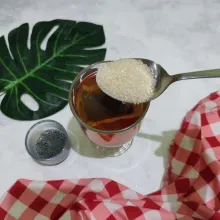 Tambahkan gula pasir.