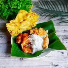 Gimbal empuk : aduk rata semua bahan istirahatkan hingga mengembang lalu goreng hingga matang. dan sajikan nasi bersama pelengkap lainnya.