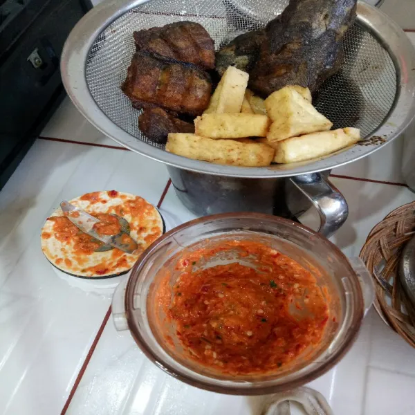 Blender bahan cabe.