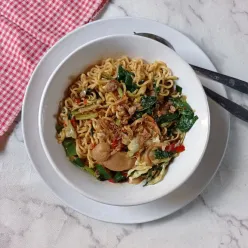 Mie Godog Pedas