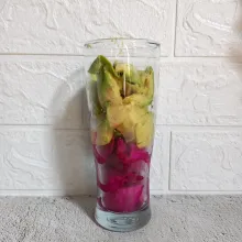 Tambahkan alpukat yang sudah dikerok.