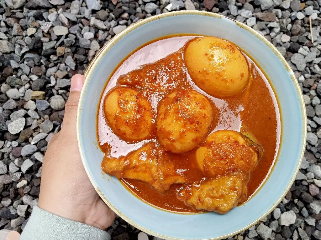 SEMUR TELUR TAHU PEDAS