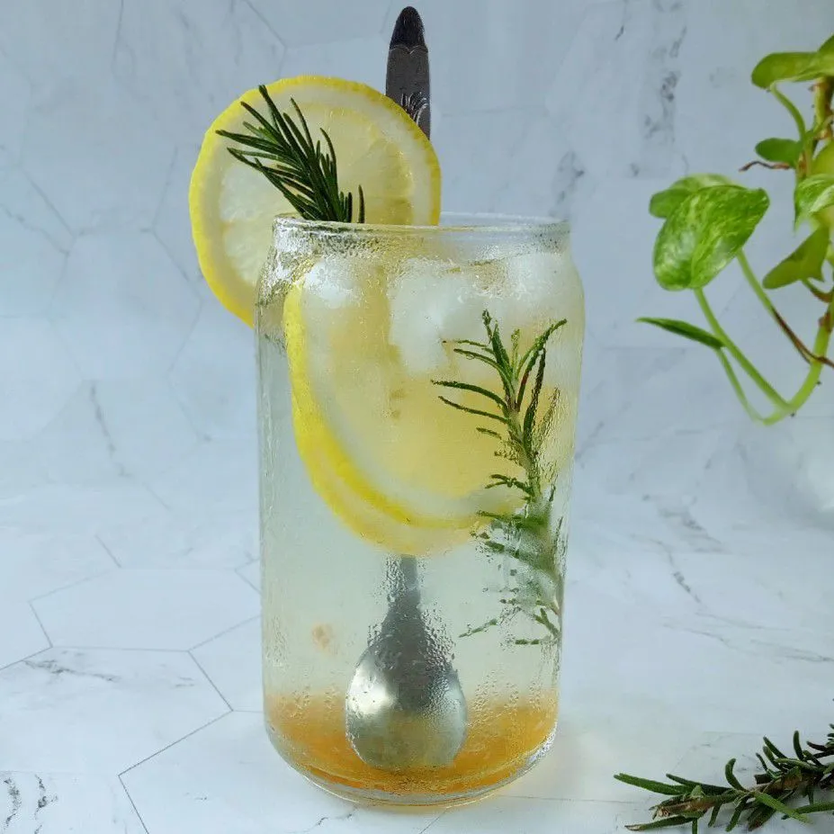 Rosemary Lemonade Spritzer Cocktail