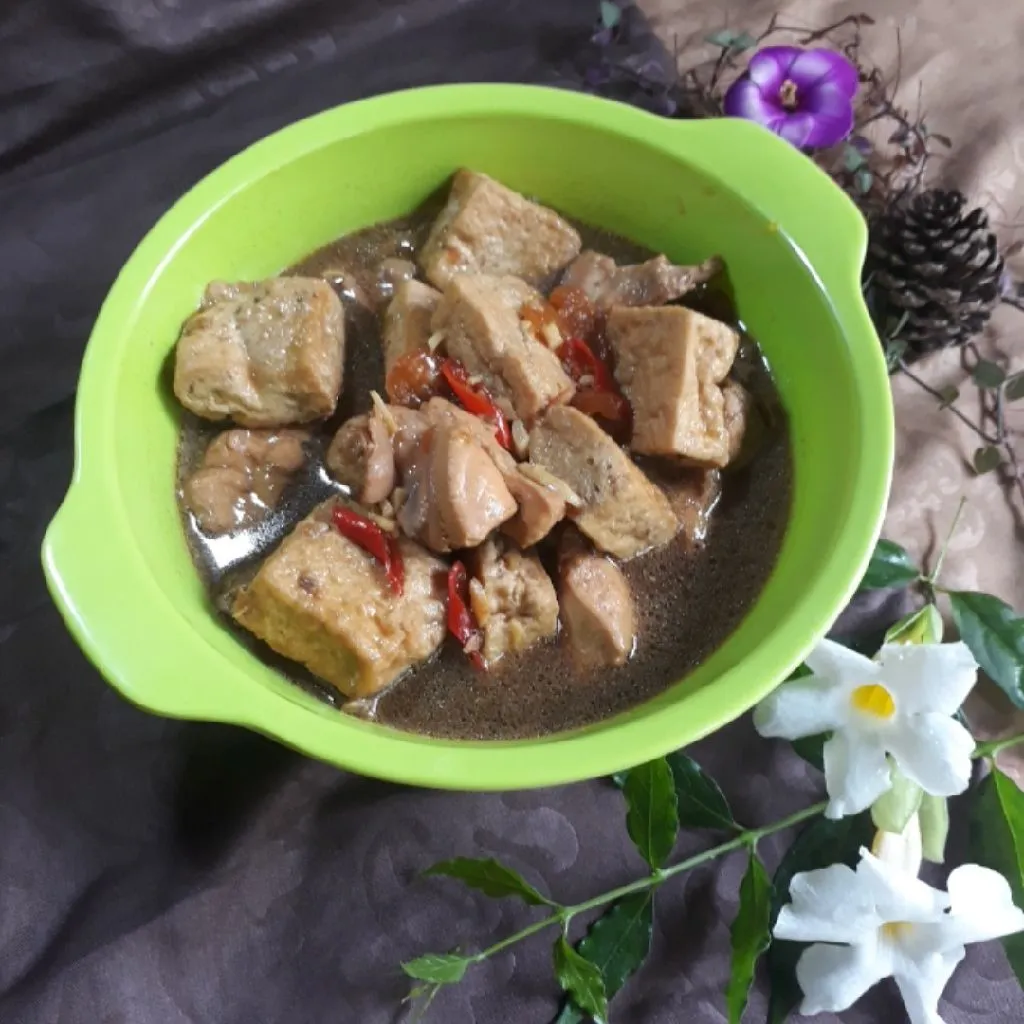 Ayam Tahu Kuah Kecap