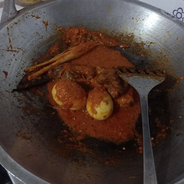 Masak sampai matang meletup-letup.