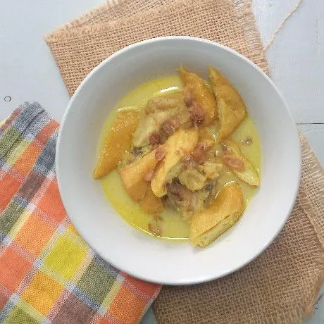 Ayam Tahu Pong