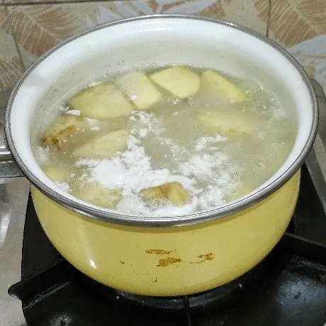 Rebus ubi sampai matang.