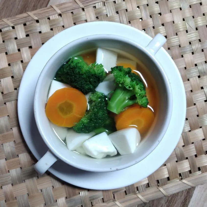 Sop Brokoli Putih Telur