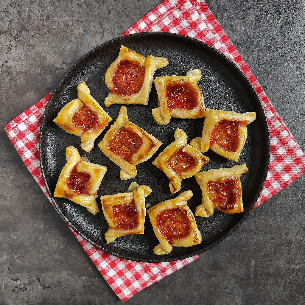 Strawberry Cookies Puff Pastry