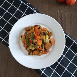 Tumis Sayur Pedas Warna Warni